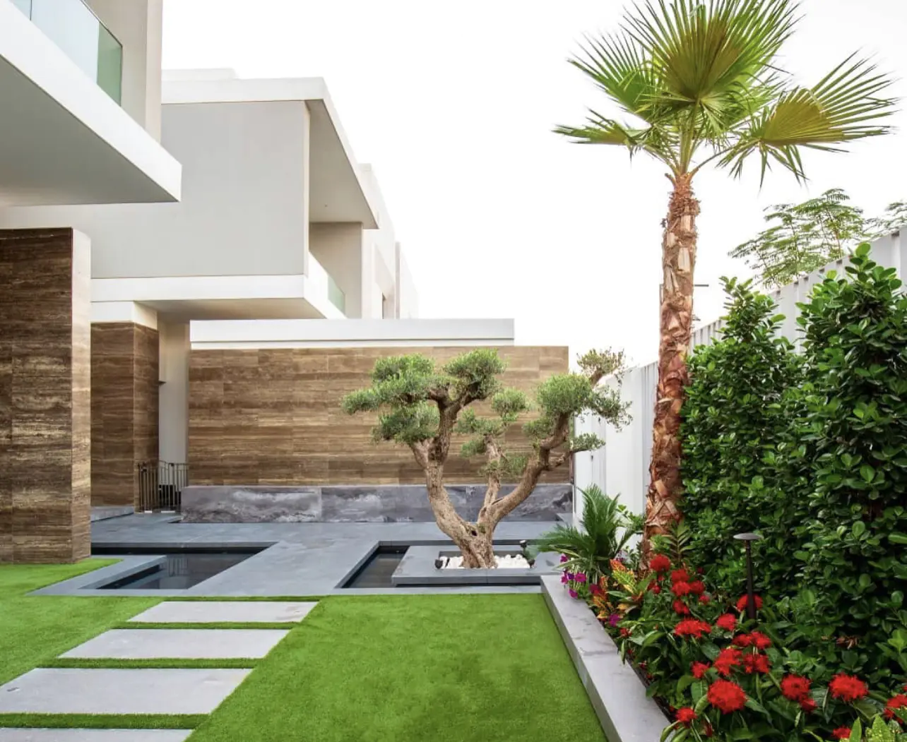 How Dubai’s Climate Challenges Are Shaping the Landscaping Industry